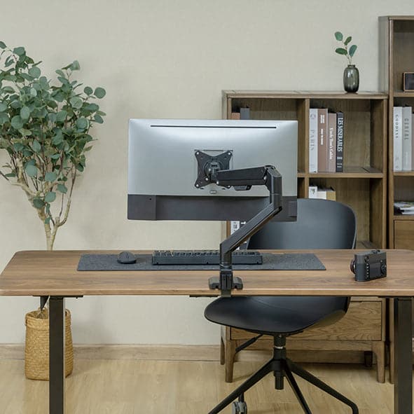 Single monitor arm 9Kg Black with optional laptop docking